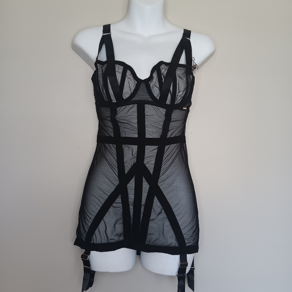 *NEW Bluebella Karolina Basque